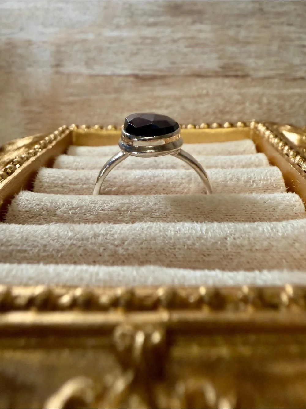 925 Sterling Silver faceted zawadi